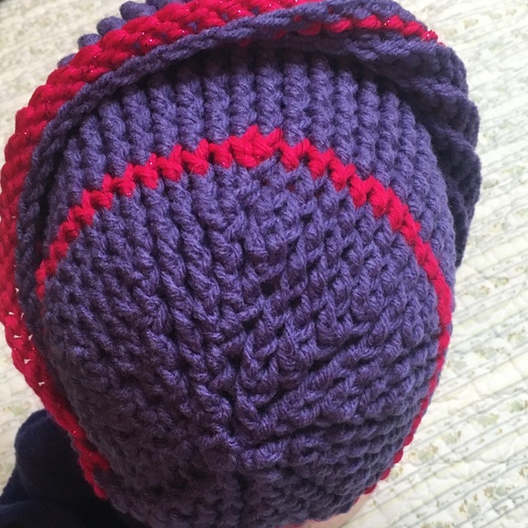 Handmade Victorian Cloche Look Crocheted Hat Purple and Fuchsia - Picture 6 of 11